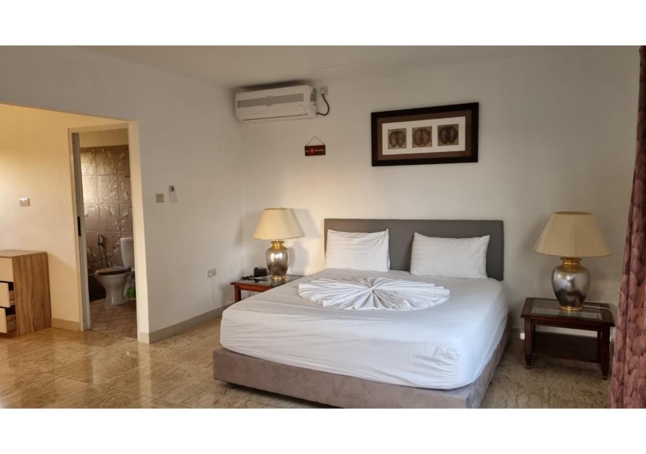 Villa Holiday *