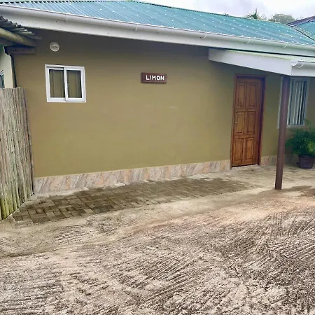 Holiday Home Baie Lazare  Exterior photo