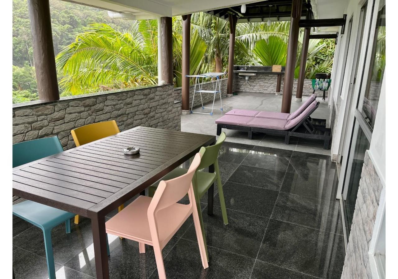 Holiday Baie Lazare (Mahe)